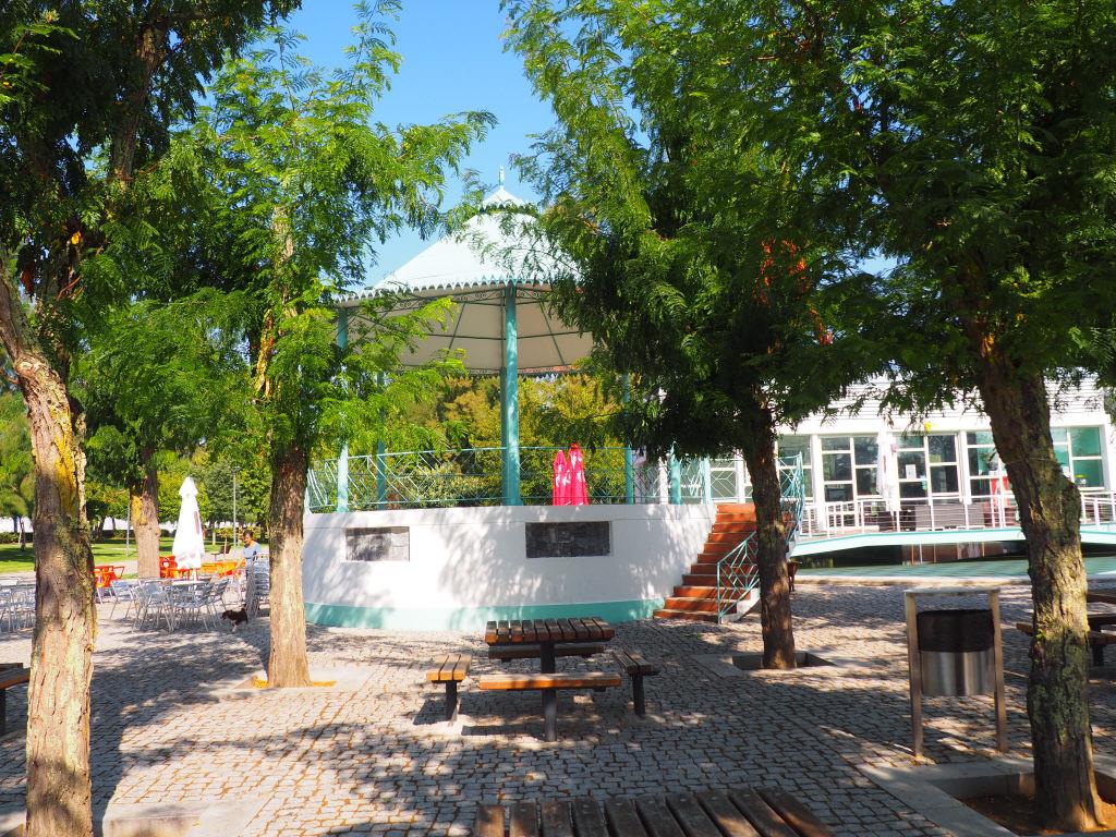 Coreto de Cuba
ESTRADA DA CIRCUNVALA��O
FREGUESIA E CONCELHO DE CUBA


