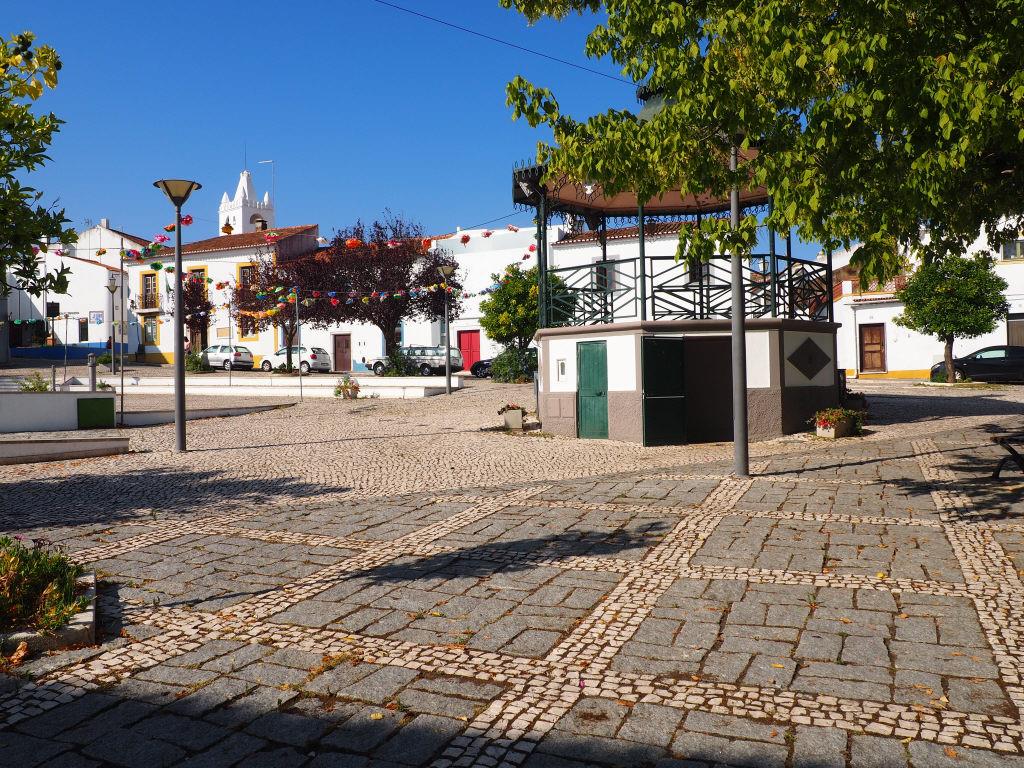 CORETO DE ALVITO
PRA�A DA REP�BLICA
FREGUESIA E CONCELHO DE ALVITo