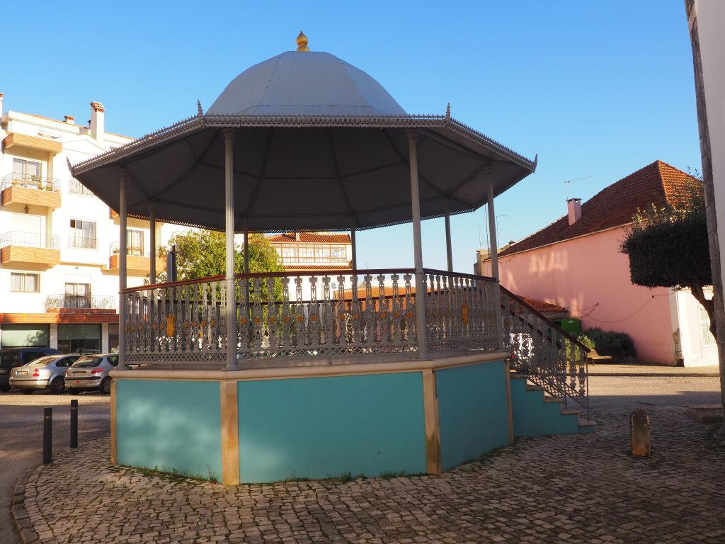Coreto de Mira de Aire ***
Largo Brito da Cruz
Mira de aire
Porto de M�s